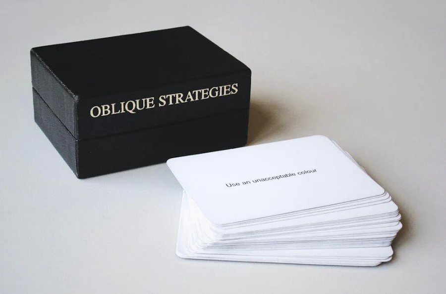 Oblique Strategies Brian Eno Peter Schmidt David Bowie Coldplay Phoenix Laurie Anderson Talking Heads David Byrne Damon Albarn Blur Gorillaz