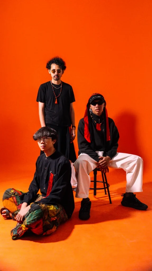 FORD TRIO YANT EP Neo Thai Funk Pluk Sek Service Thailand