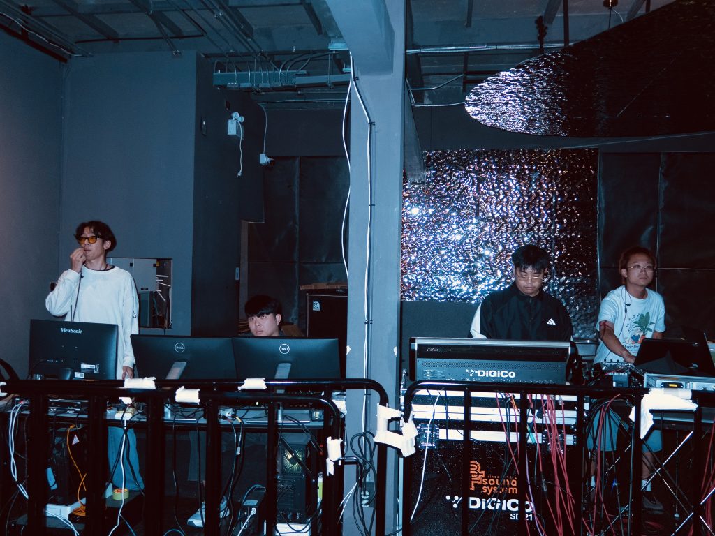 A BOY IN RED x KOMBO