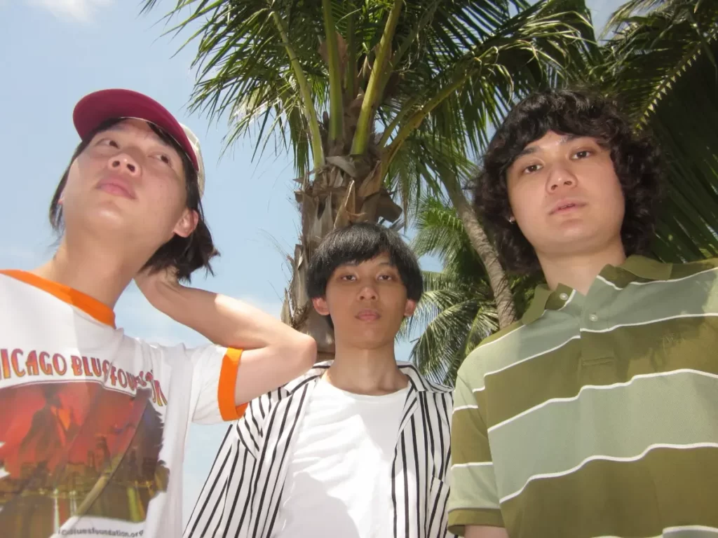 macaw and the flowers retro pop Nakhon Pathom Thailand